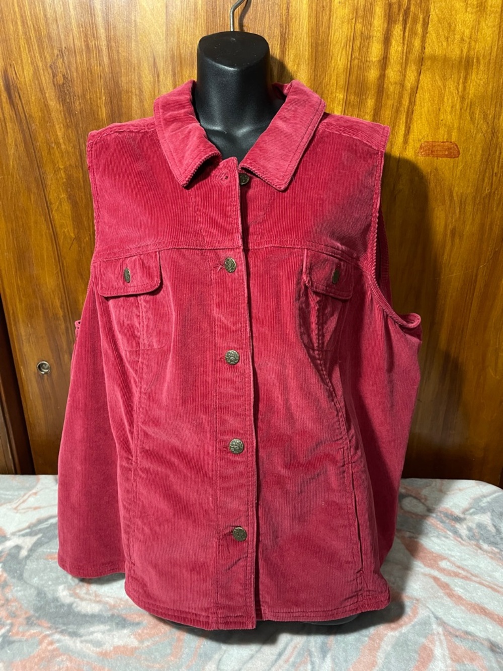 Corduroy Button-Front Vest in Deep Red